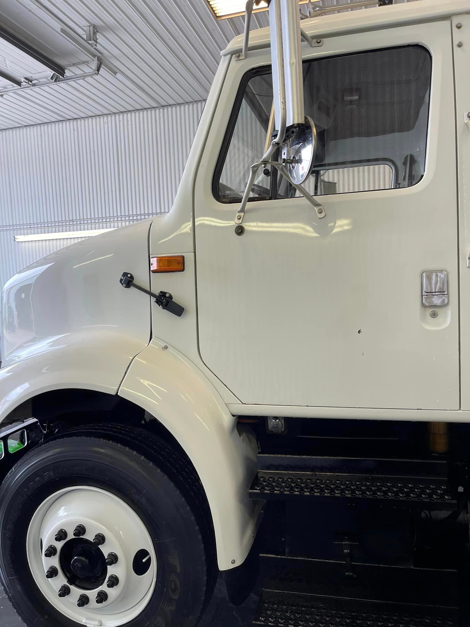 Auto Detailing - Commercial truck exterior - Professional Detailing Wisconsin Dells