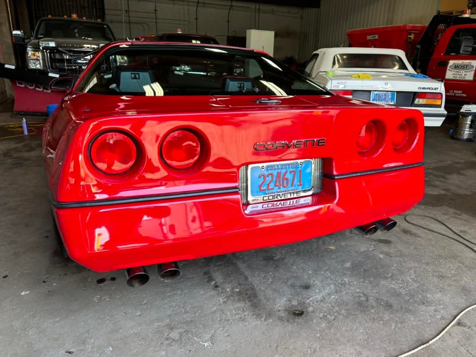 Auto Detailing - 1985 Chevrolet Corvette C4 - Professional Detailing Wisconsin Dells