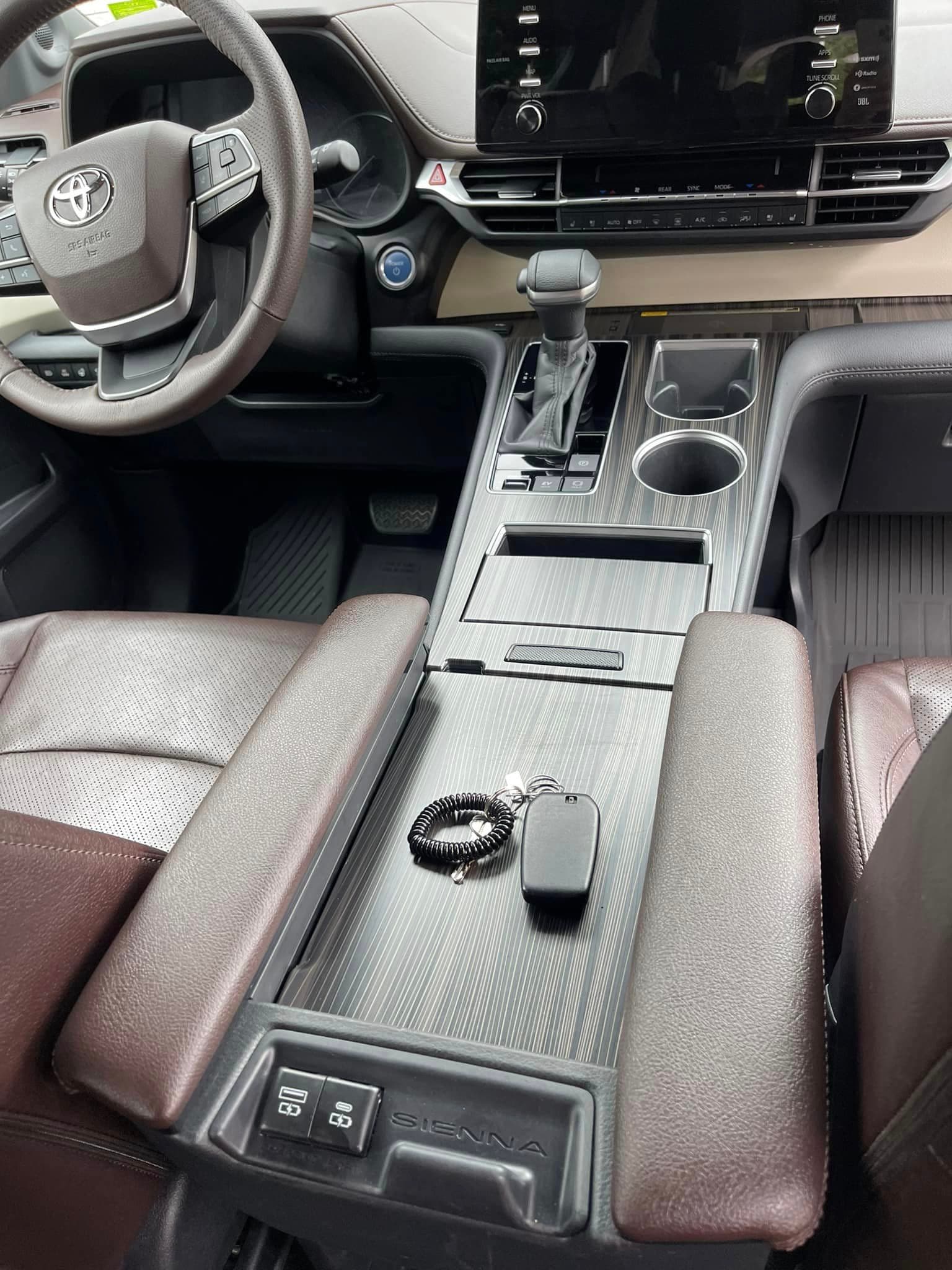 Toyota Sienna — Family Deep Clean preview